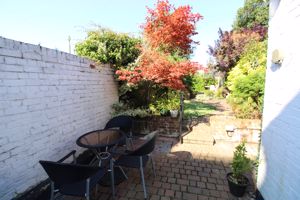 Side view- click for photo gallery